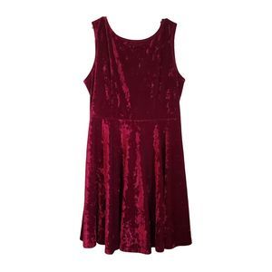 Forever 21  Women Velour Velvet Burgundy Sleeveless Dress With Deep Back Size L